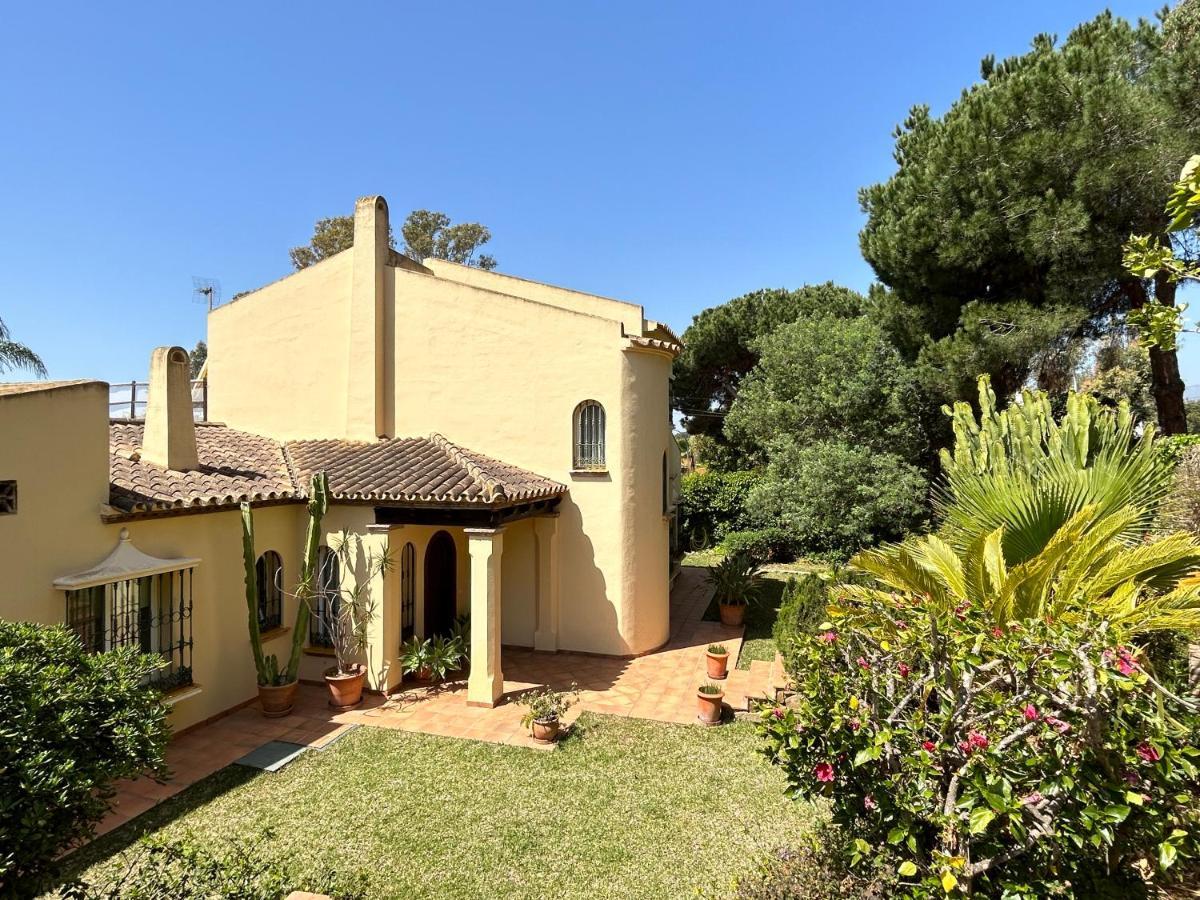 Villa Close To The Beach In ماربيا المظهر الخارجي الصورة