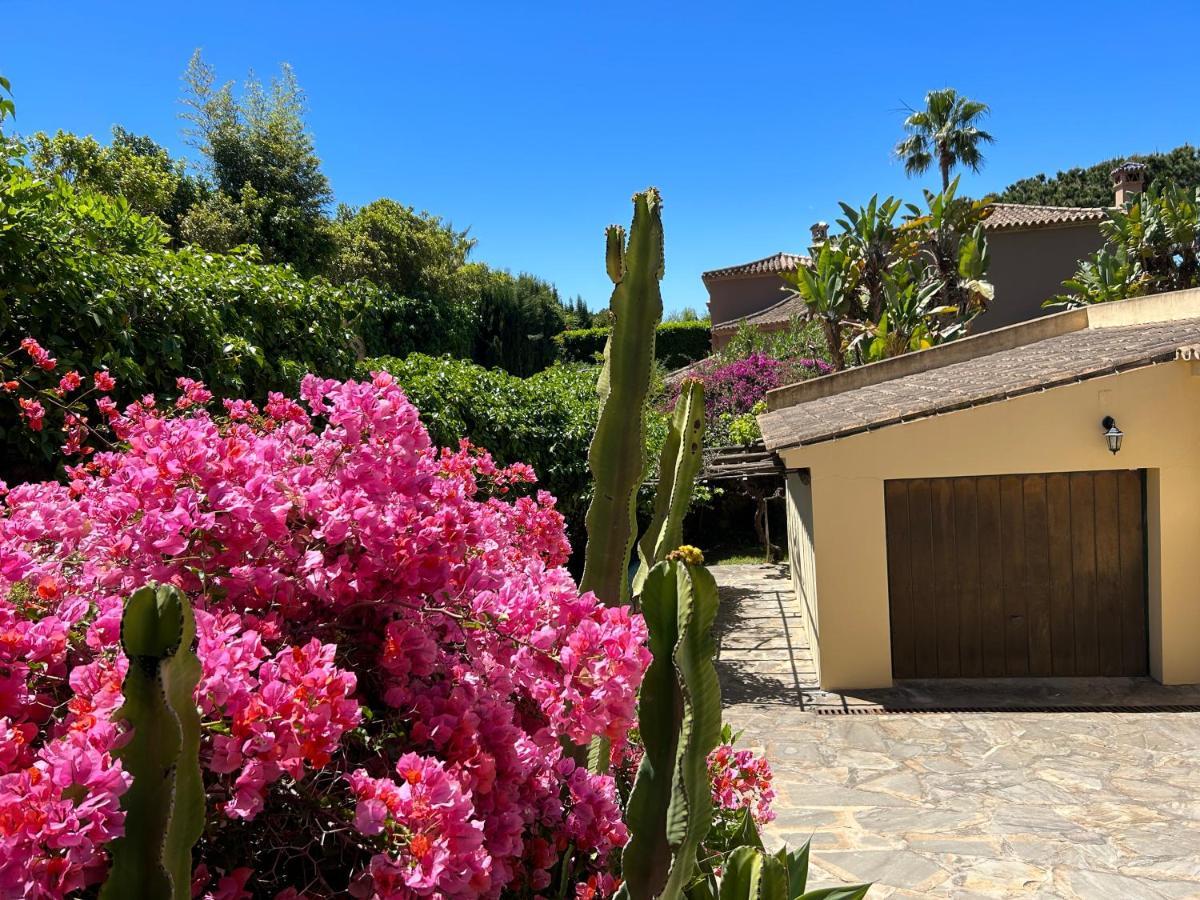 Villa Close To The Beach In ماربيا المظهر الخارجي الصورة