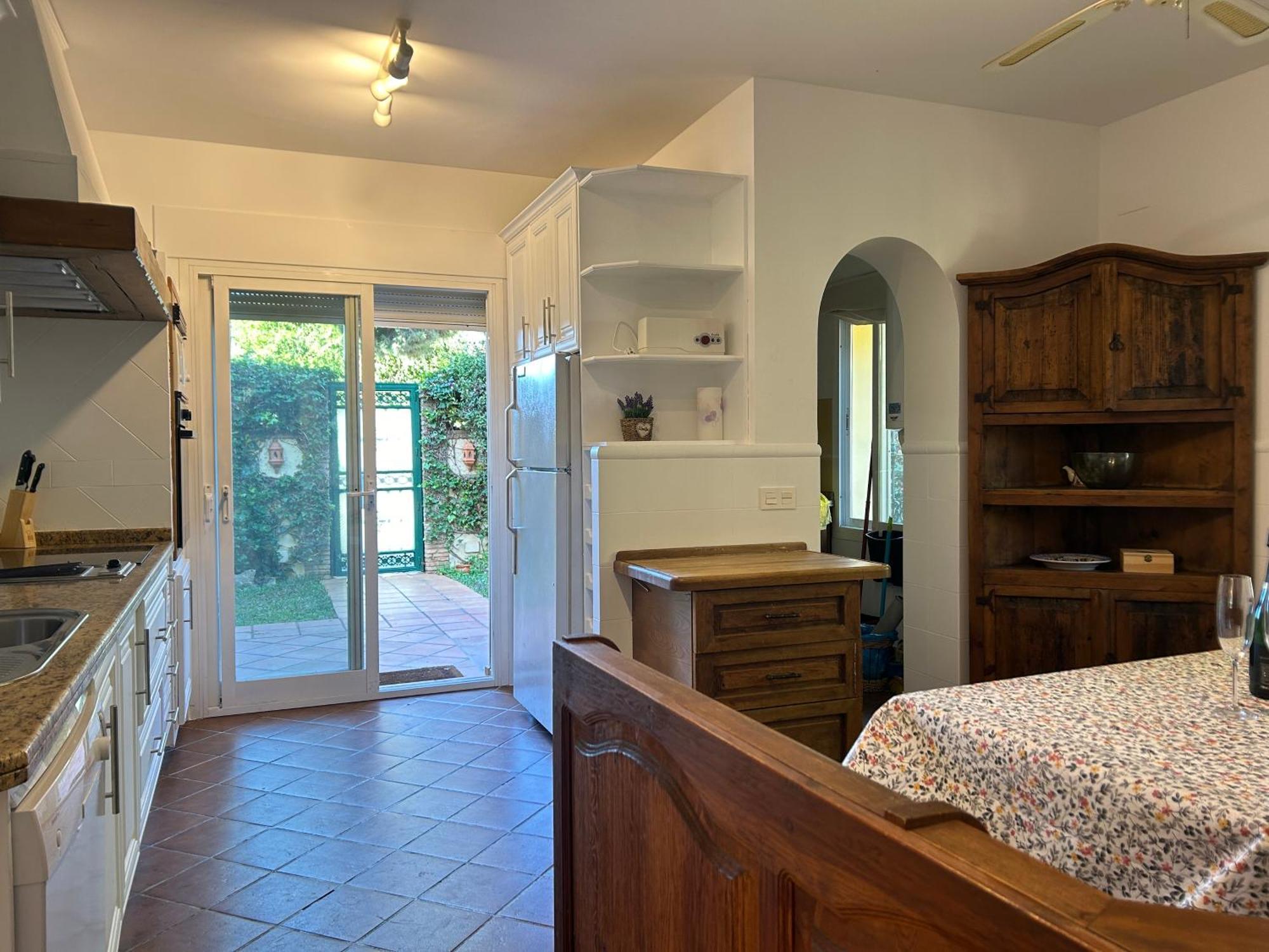 Villa Close To The Beach In ماربيا المظهر الخارجي الصورة